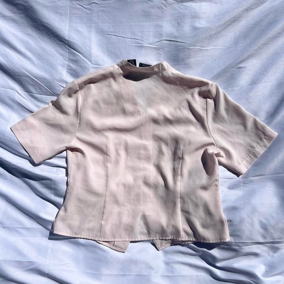 Laura Scott vintage 80s light pink pastel button up bouse with floral cutouts - Picture 4 of 5